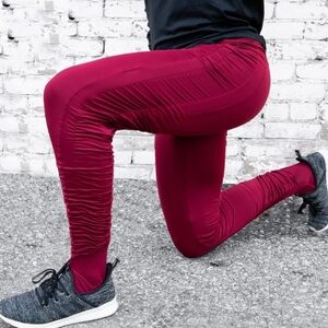 Agogie Women's Red Resistance Pants